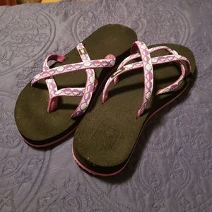 Womens flip flops